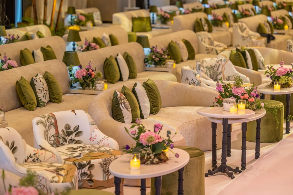 Palm Trees and Velvet Greens: A Tropical Wedding in Bahrain
