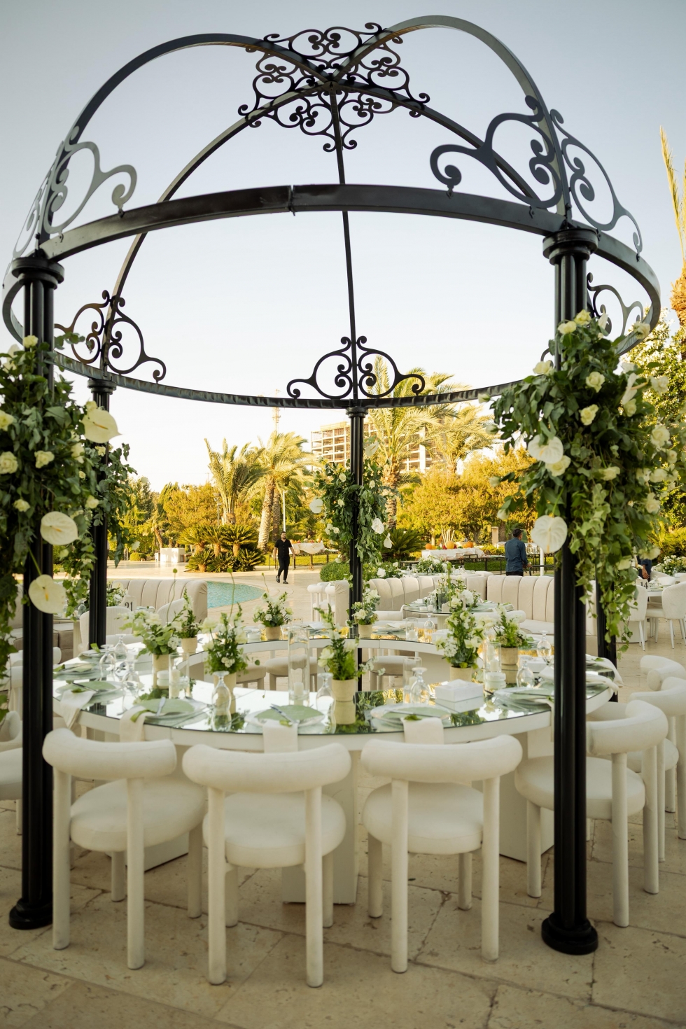 A Heavenly White Wedding in Amman A Heavenly White Wedding in Amman