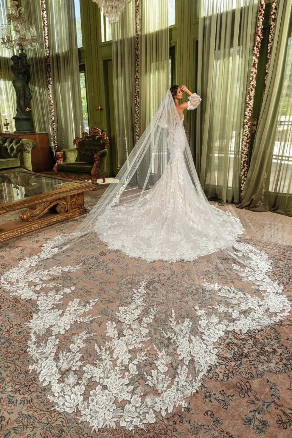 Stunning Cathedral Veils For The Tall Bride Stunning Cathedral Veils For The Tall Bride