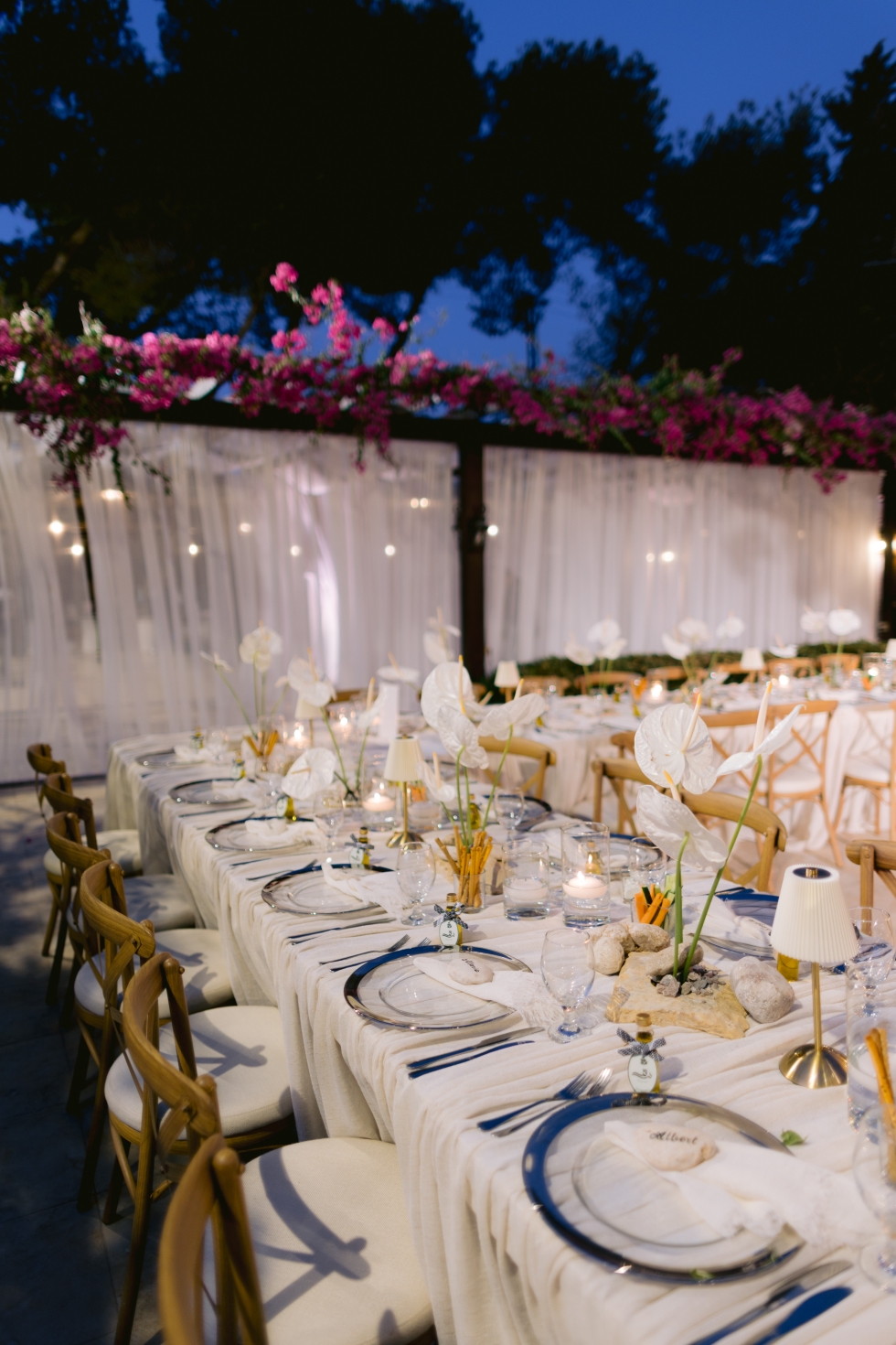 A Calla Lilies Dream Wedding in Jordan A Calla Lilies Dream Wedding in Jordan