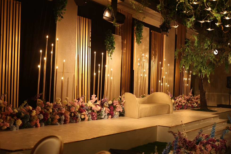An Emirati and Yemeni Secret Garden Wedding in Dubai