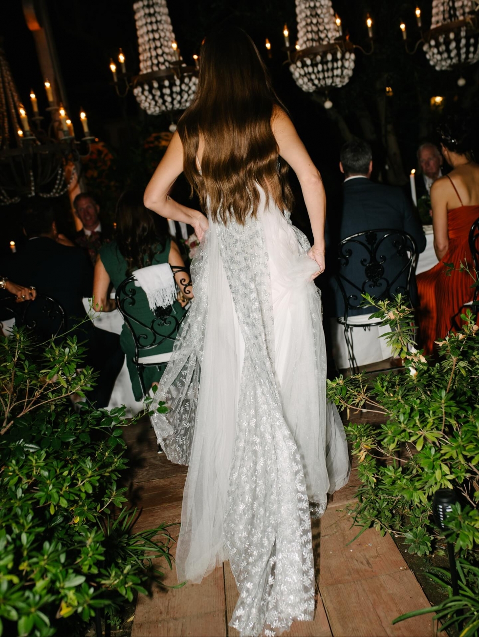 حفل زفاف ألانا حديد وروس ويليامز