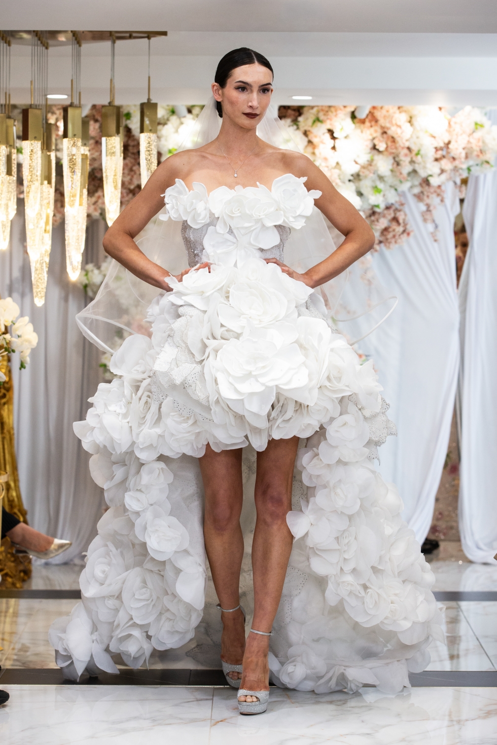 مجموعة فساتين زفاف إيسي أزينابور لخريف وشتاء 2026