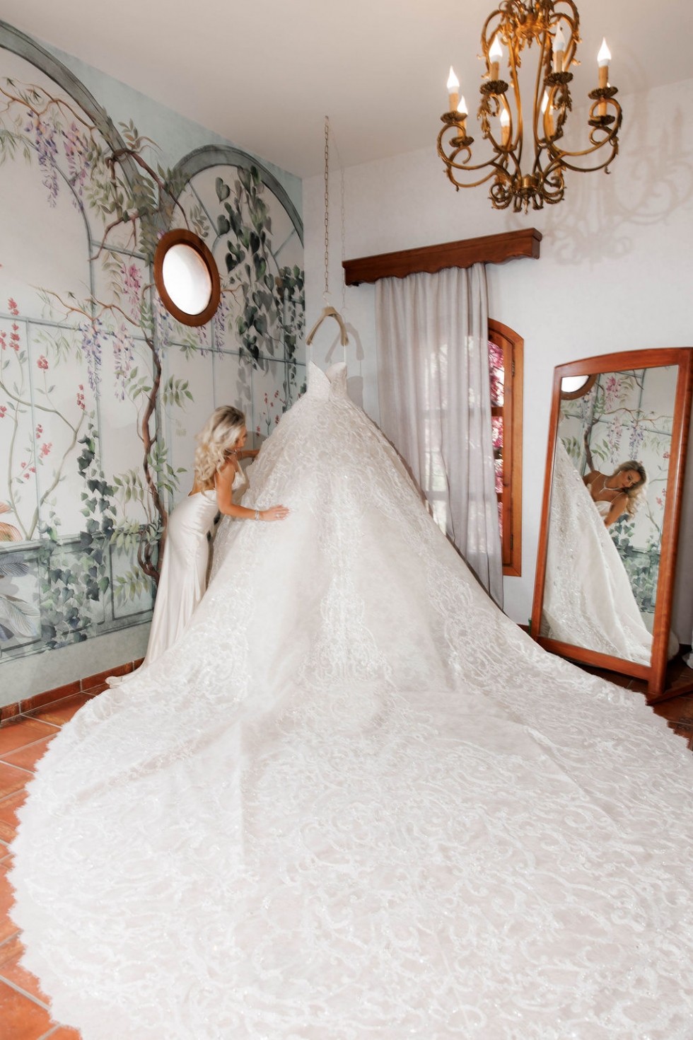 حفل زفاف لبناني فاخر يفيض فخامة ورومانسية حفل زفاف لبناني فاخر يفيض فخامة ورومانسية