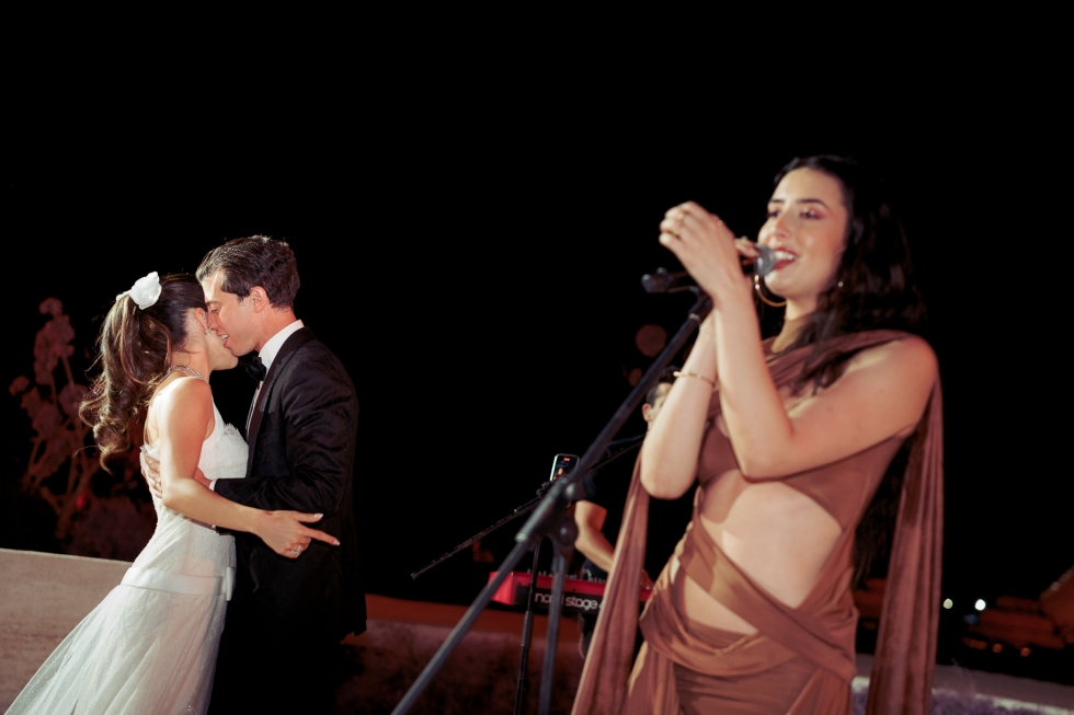 حفل زفاف يأسر القلوب بين أهرامات الجيزة حفل زفاف يأسر القلوب بين أهرامات الجيزة