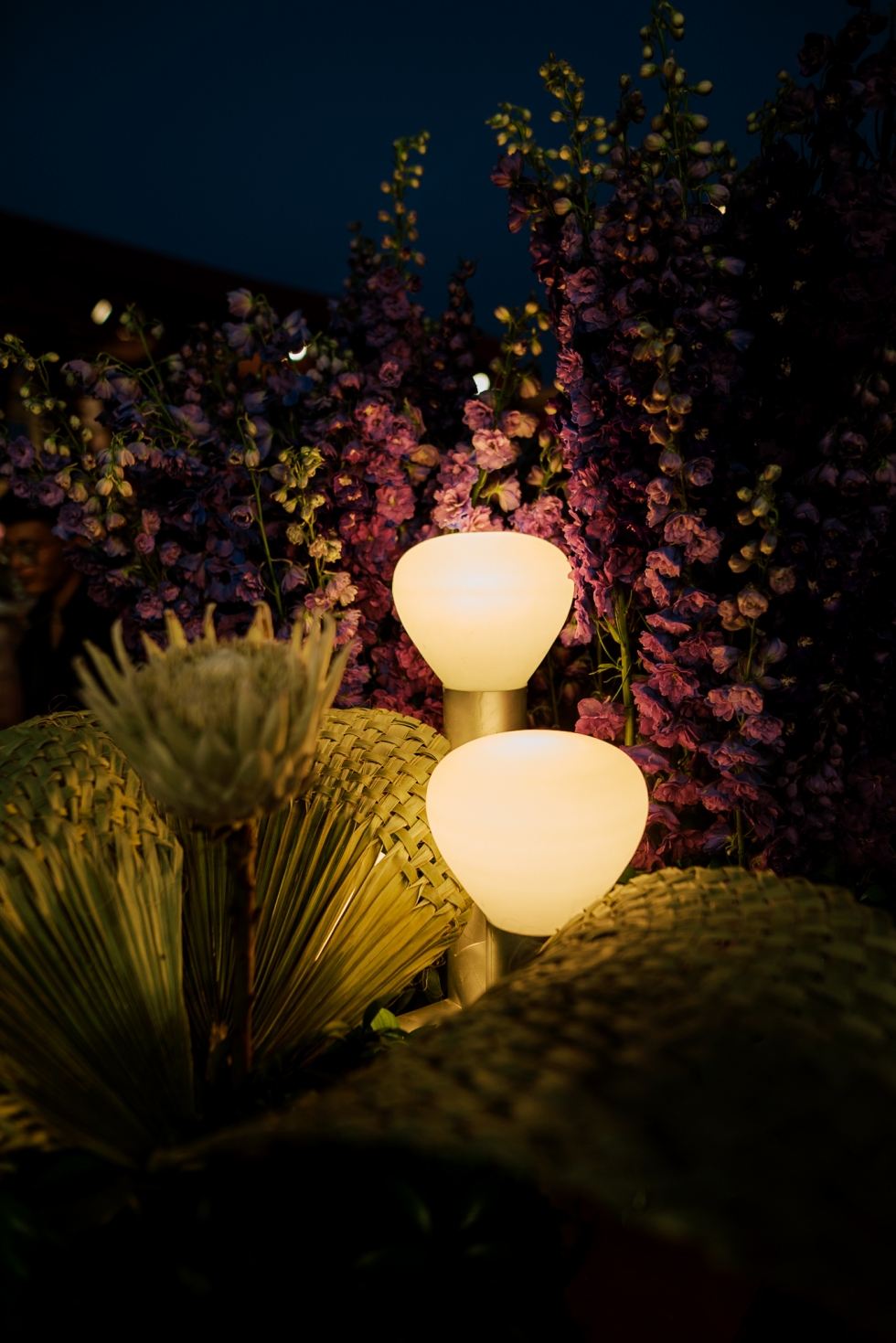 حفل زفاف يأسر القلوب بين أهرامات الجيزة حفل زفاف يأسر القلوب بين أهرامات الجيزة