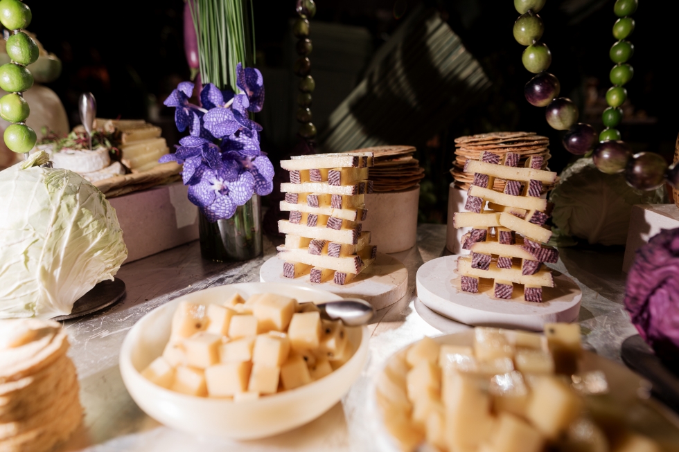 حفل زفاف يأسر القلوب بين أهرامات الجيزة حفل زفاف يأسر القلوب بين أهرامات الجيزة