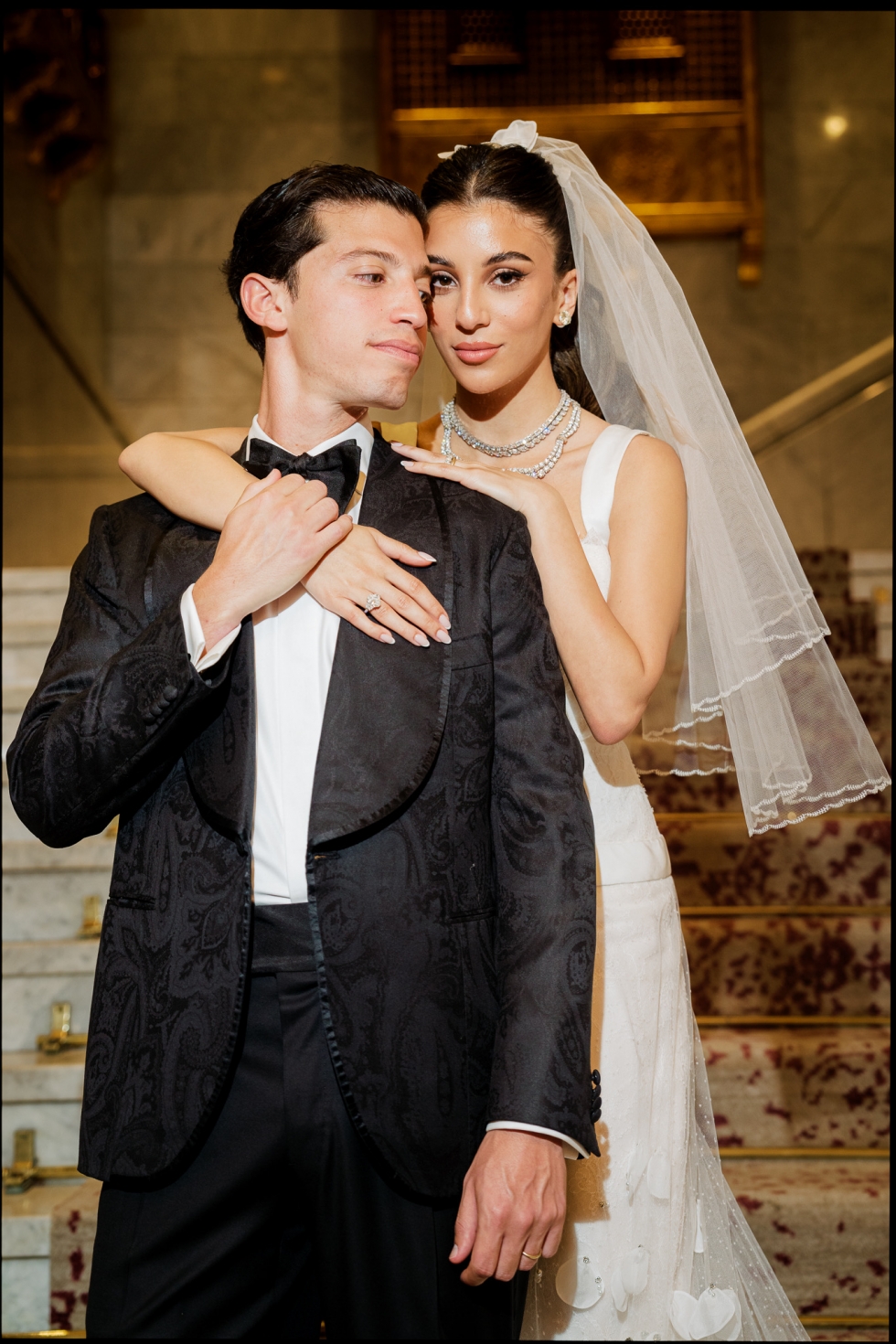 حفل زفاف يأسر القلوب بين أهرامات الجيزة حفل زفاف يأسر القلوب بين أهرامات الجيزة