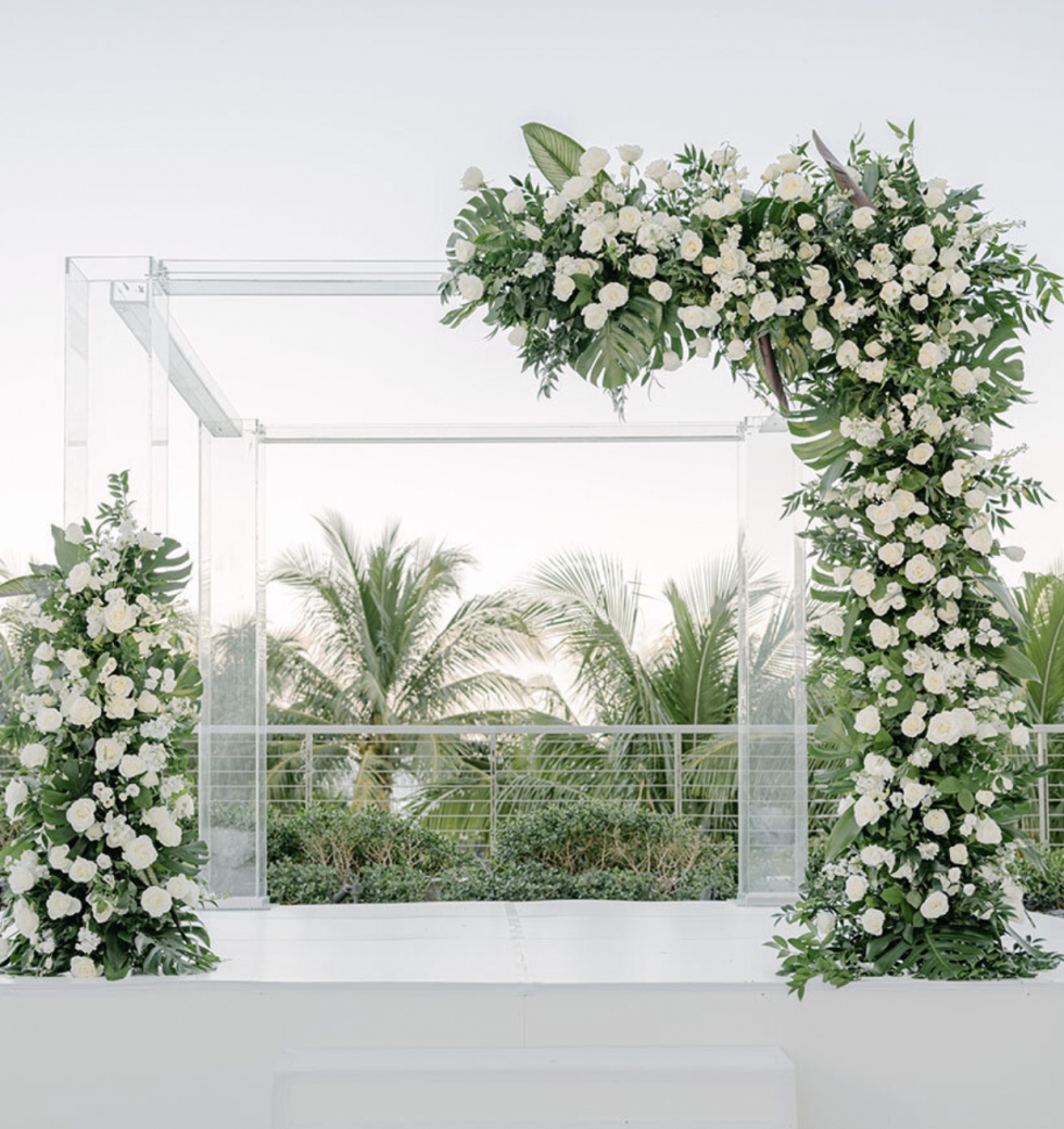 A Pure White Wedding Dream in Dubai