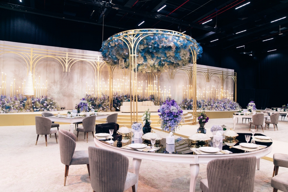 كوش أفراح بأنامل أشهر منظمي حفلات الزفاف في الإمارات