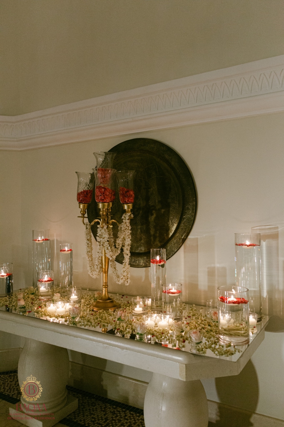 ليلة حناء وسانجيت آسرة في أجواء ملكية بدبي ليلة حناء وسانجيت آسرة في أجواء ملكية بدبي