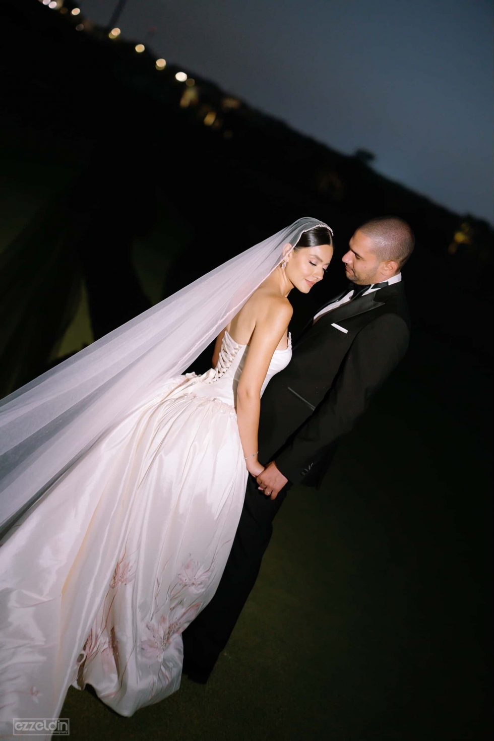 حفل زفاف رومانسي بين أحضان الطبيعة في مصر حفل زفاف رومانسي بين أحضان الطبيعة في مصر