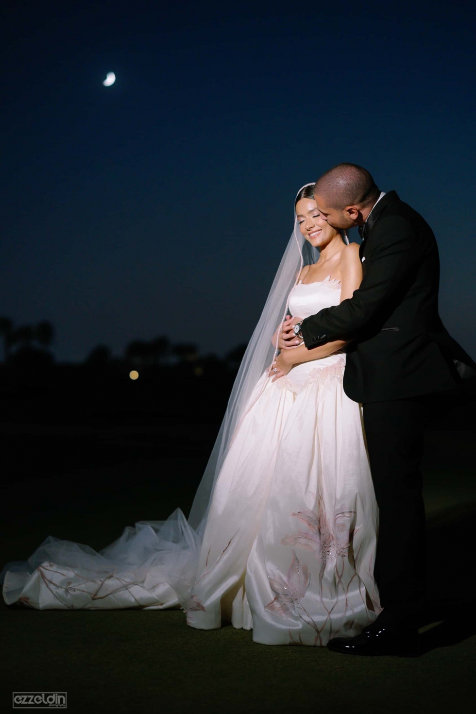 حفل زفاف رومانسي بين أحضان الطبيعة في مصر حفل زفاف رومانسي بين أحضان الطبيعة في مصر