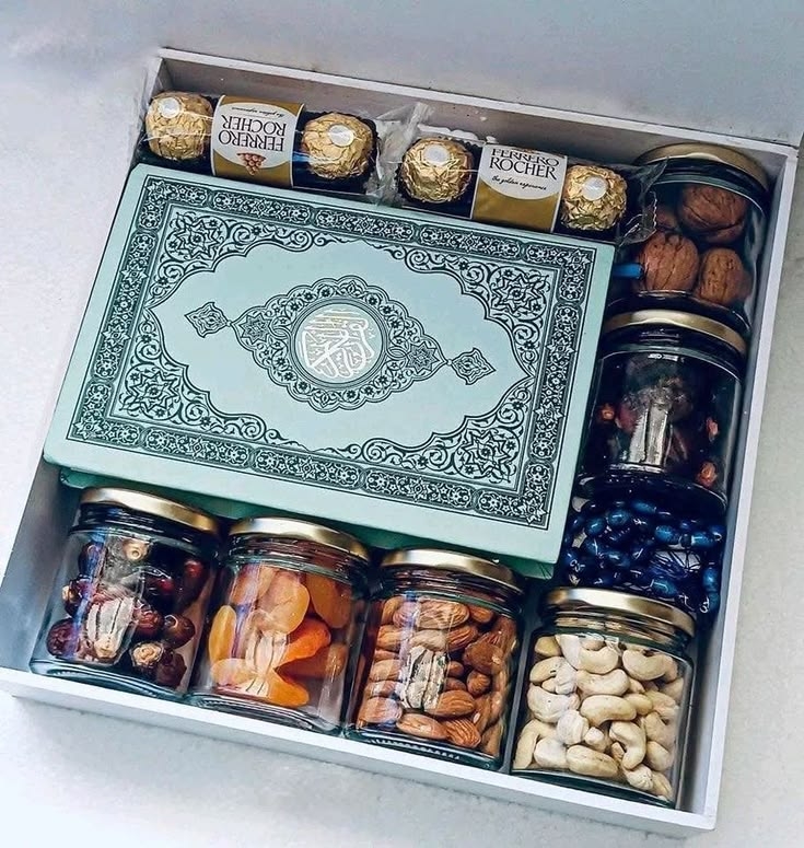 Best Ramadan Gift Box & Basket Ideas: Unique & Thoughtful Gifts for Loved Ones