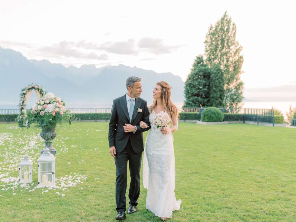حفل زفاف في الوجهة السويسرية الساحرة بحيرة جنيف