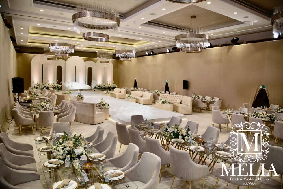 A Timeless Neutral Colored Wedding in Qatar