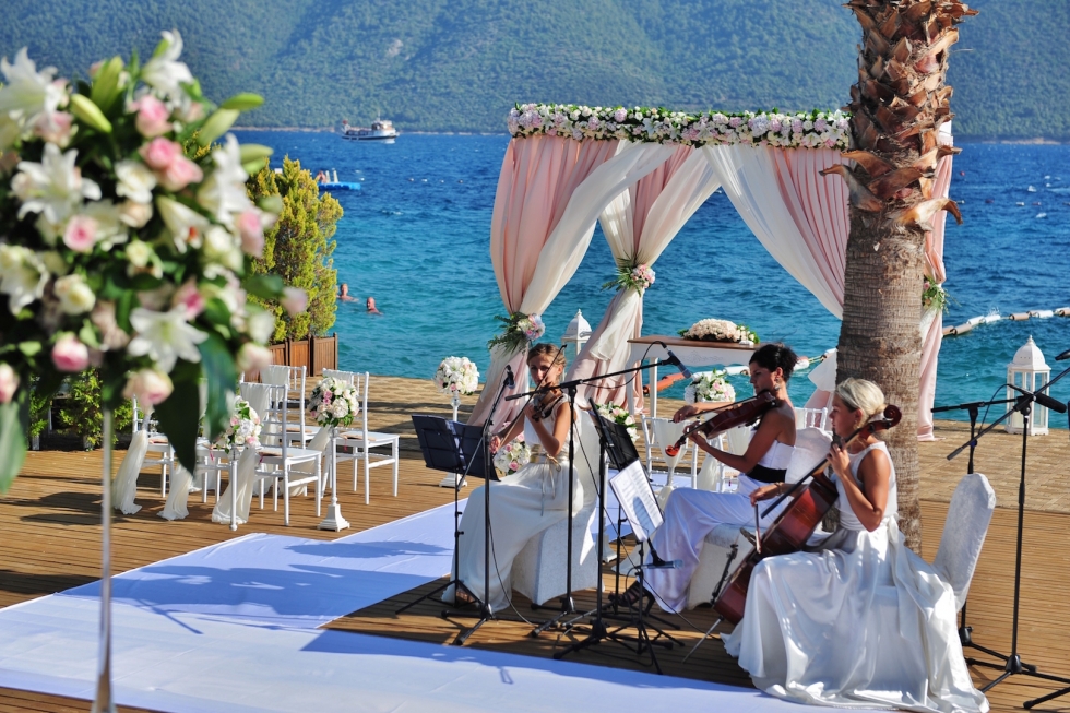 Nilyum Wedding & Event Design Nilyum Wedding & Event Design