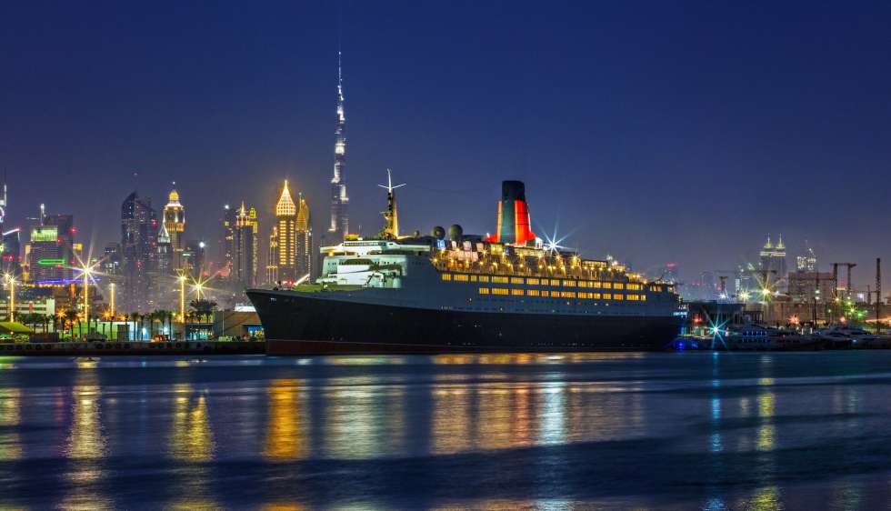 Queen Elizabeth 2 by Accor Queen Elizabeth 2 by Accor