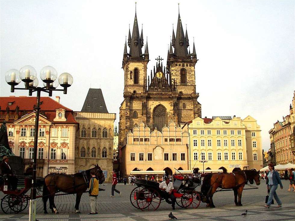 الأماكن التاريخية في براغ