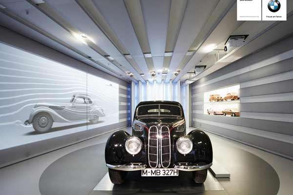 ​متحف بي إم دبليو BMW