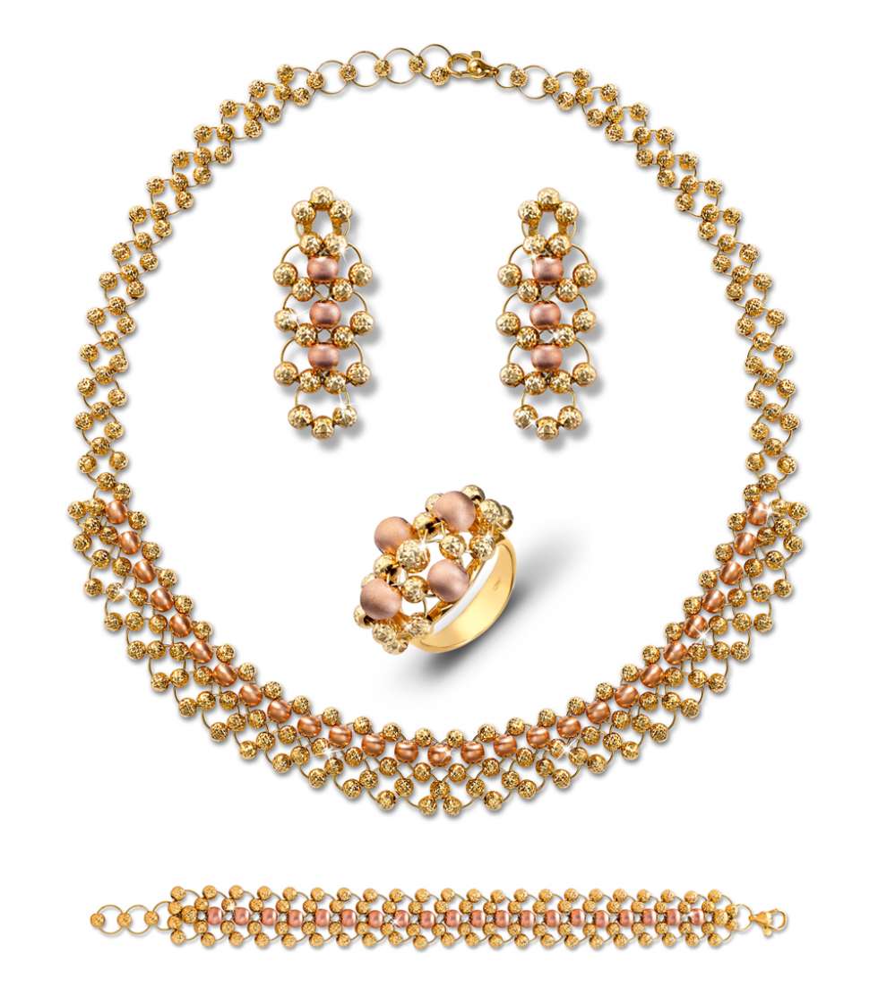 Gold jewellery set by Liali